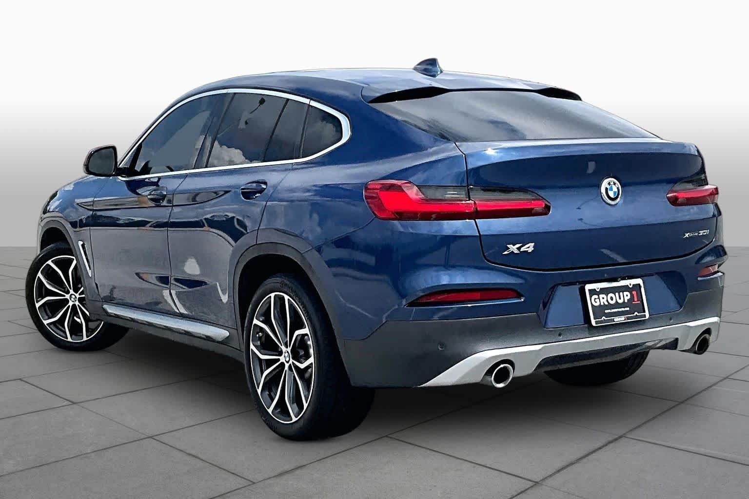 Used 2020 Phytonic Blue Metallic BMW xDrive30i image 12