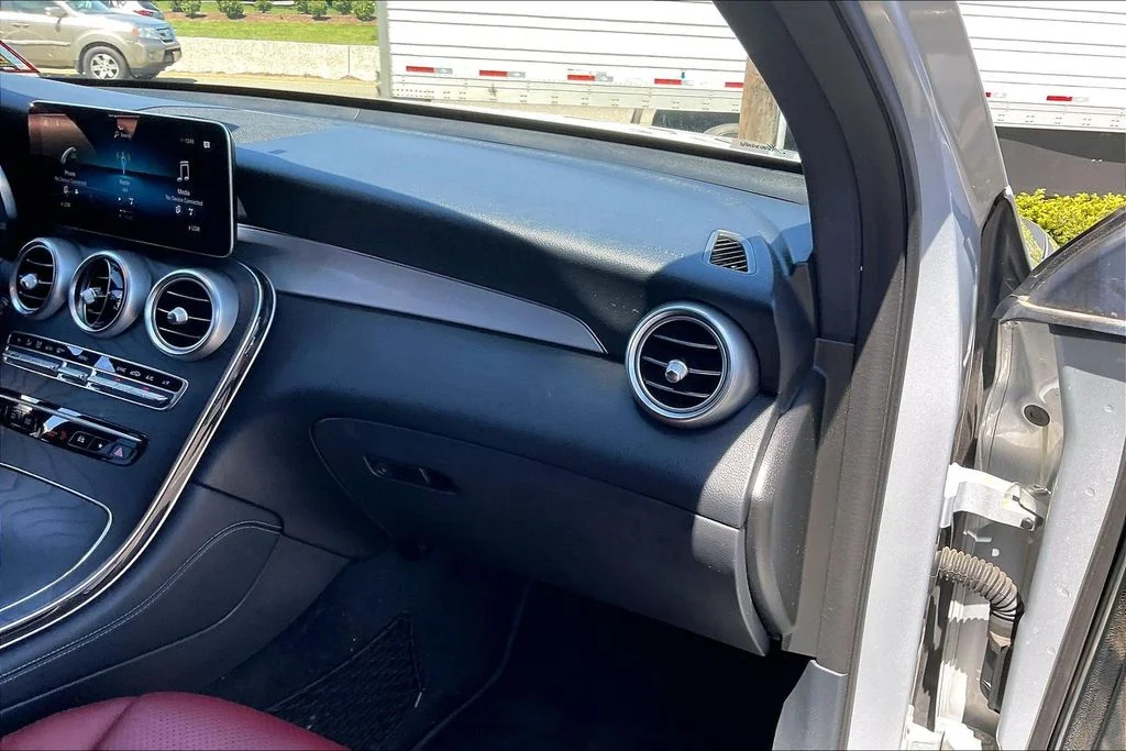2020 Mercedes-Benz GLC GLC300 - Photo 14
