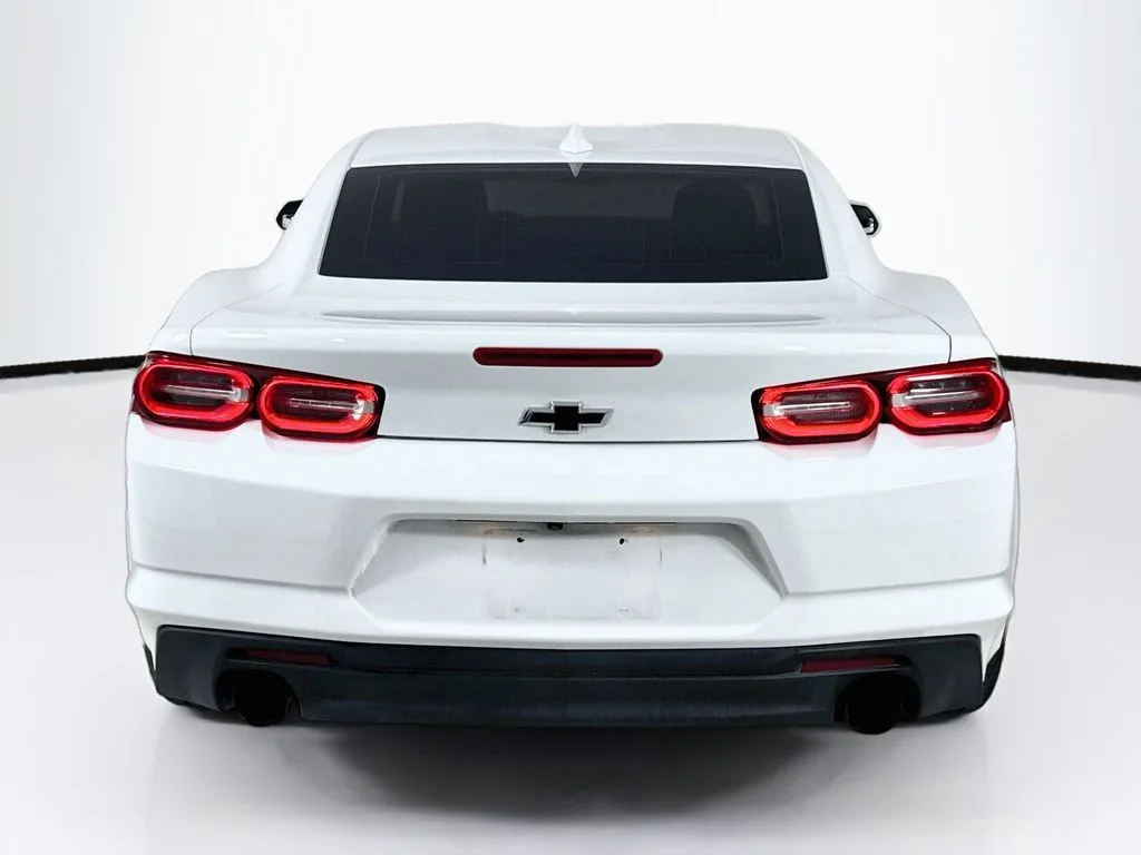 Used 2023 Summit White Chevrolet LT1 image 7