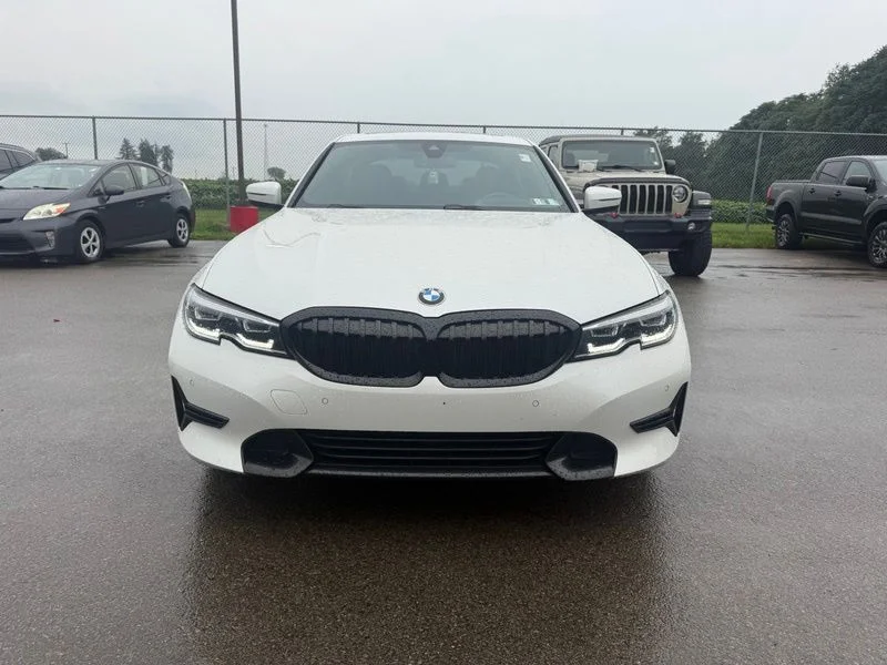 Used 2020 White BMW 330i xDrive image 11