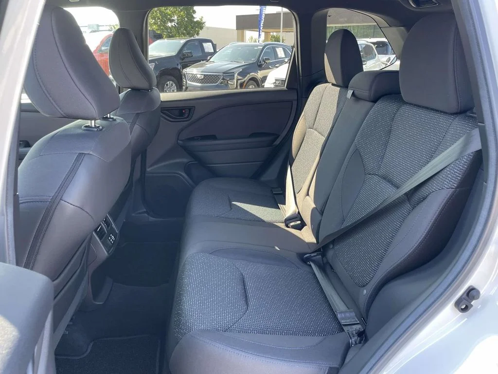 Used 2026 Crystal White Pearl Subaru Premium image 3