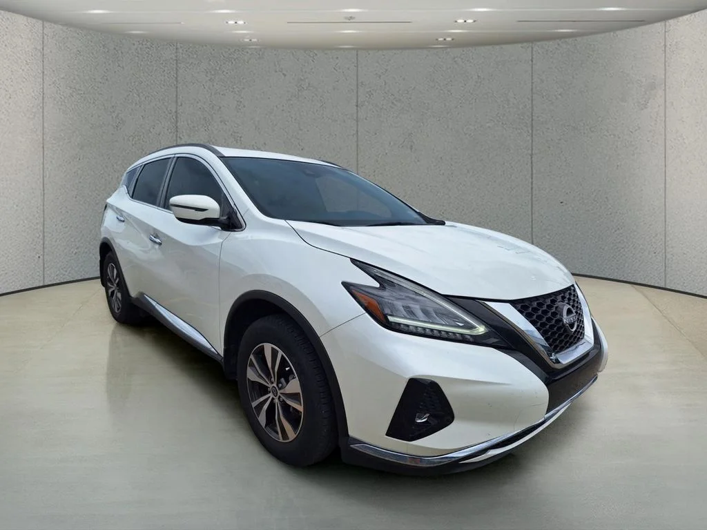 Certified Used 2024 White Nissan SV image 7