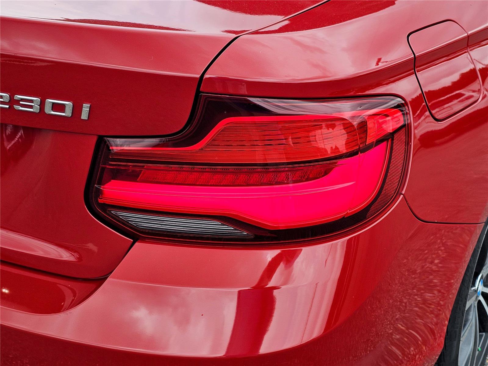 Used 2018 Melbourne Red Metallic BMW 230i xDrive image 9