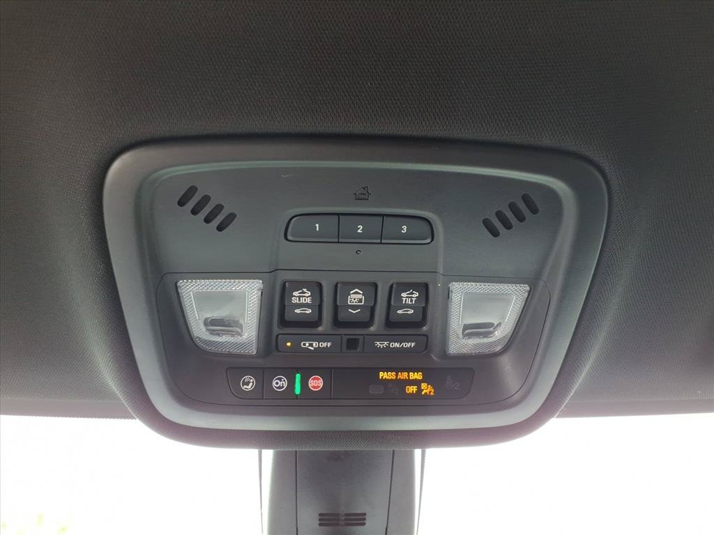 Used 2023 Summit White Chevrolet RS image 20