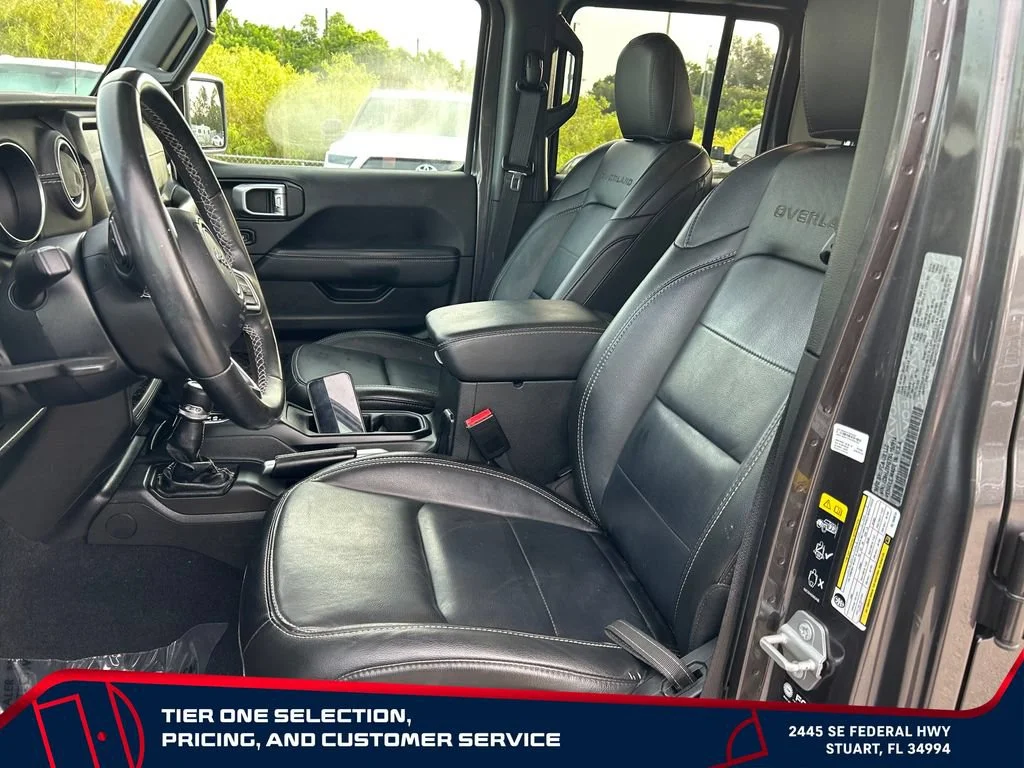 Used 2022 Gray Jeep Overland 4x4 image 15