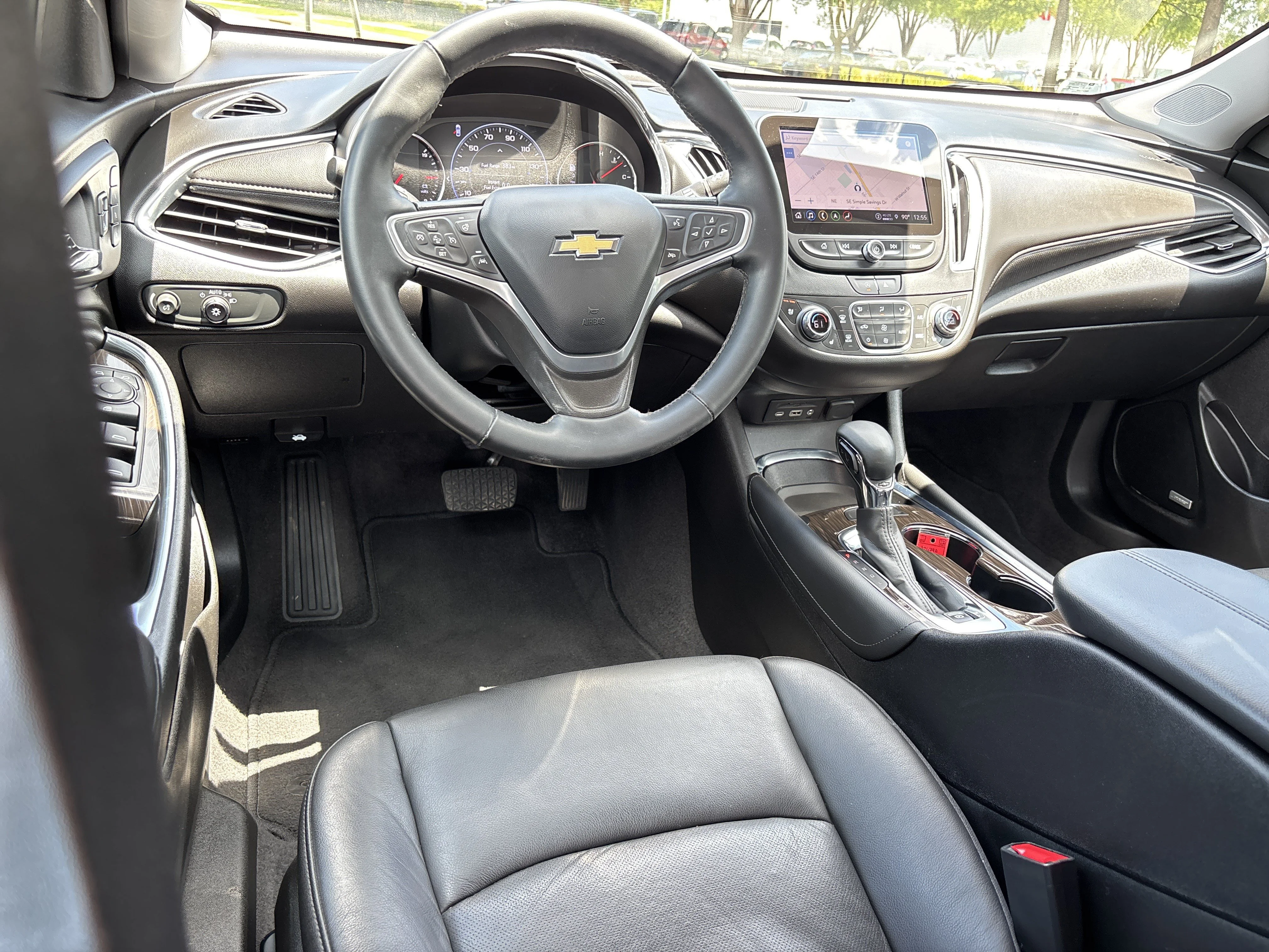 Used 2023 Summit White Chevrolet LT image 17