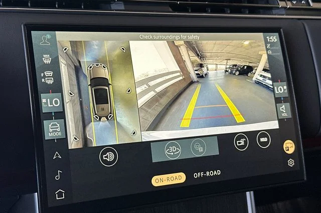 New 2026 Fuji White Land Rover SE image 18