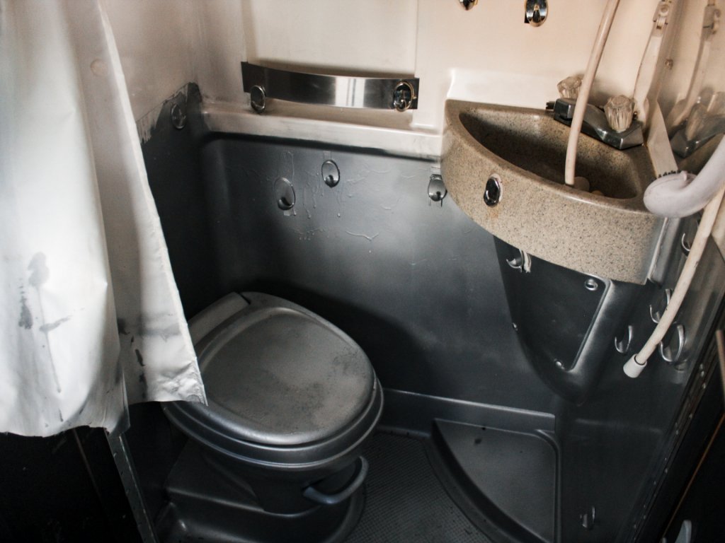 Used 2016 Black Ram High Roof Camper Conversion image 25