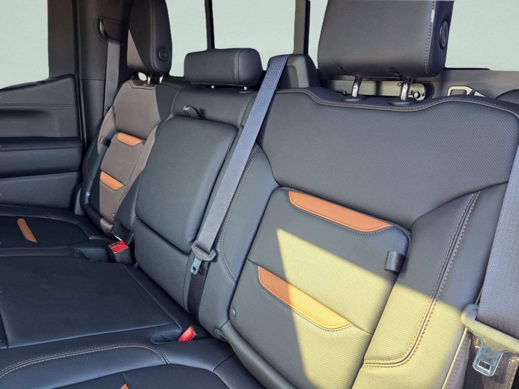 Used 2021 Summit White GMC AT4 image 36