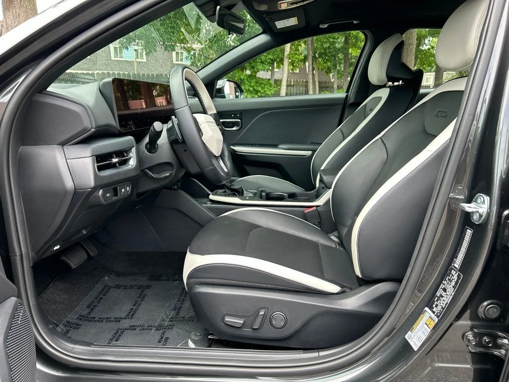 Used 2025 Gray Kia GT-Line image 14