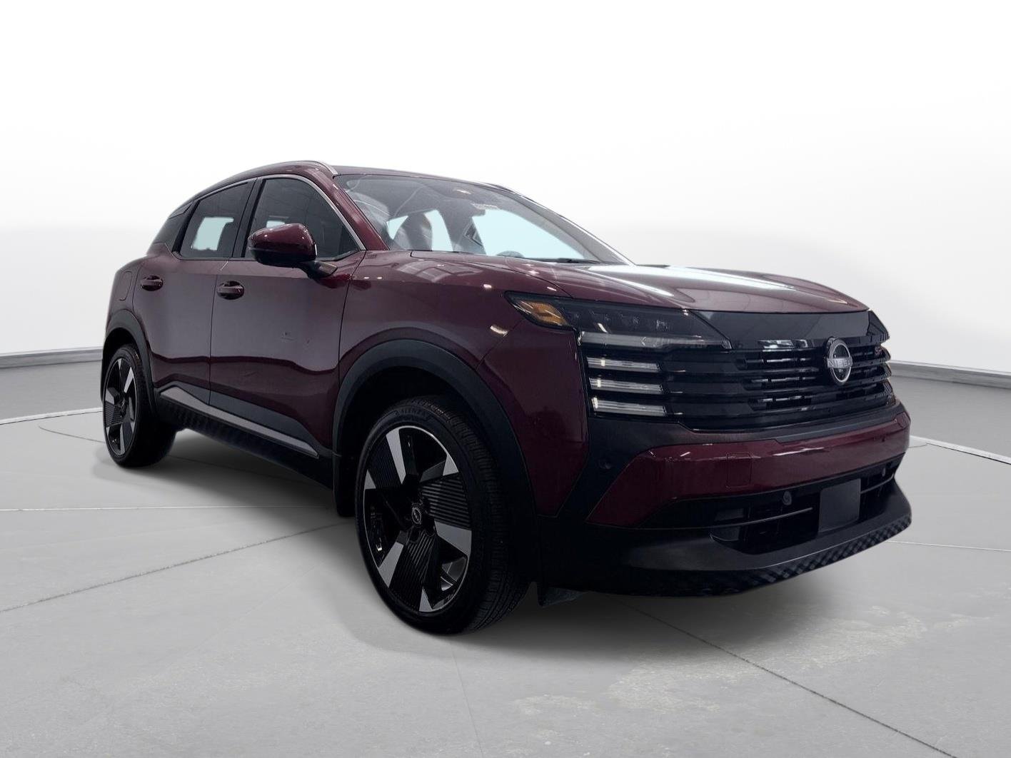 Used 2025 Scarlet Ember Tintcoat Nissan SR image 9