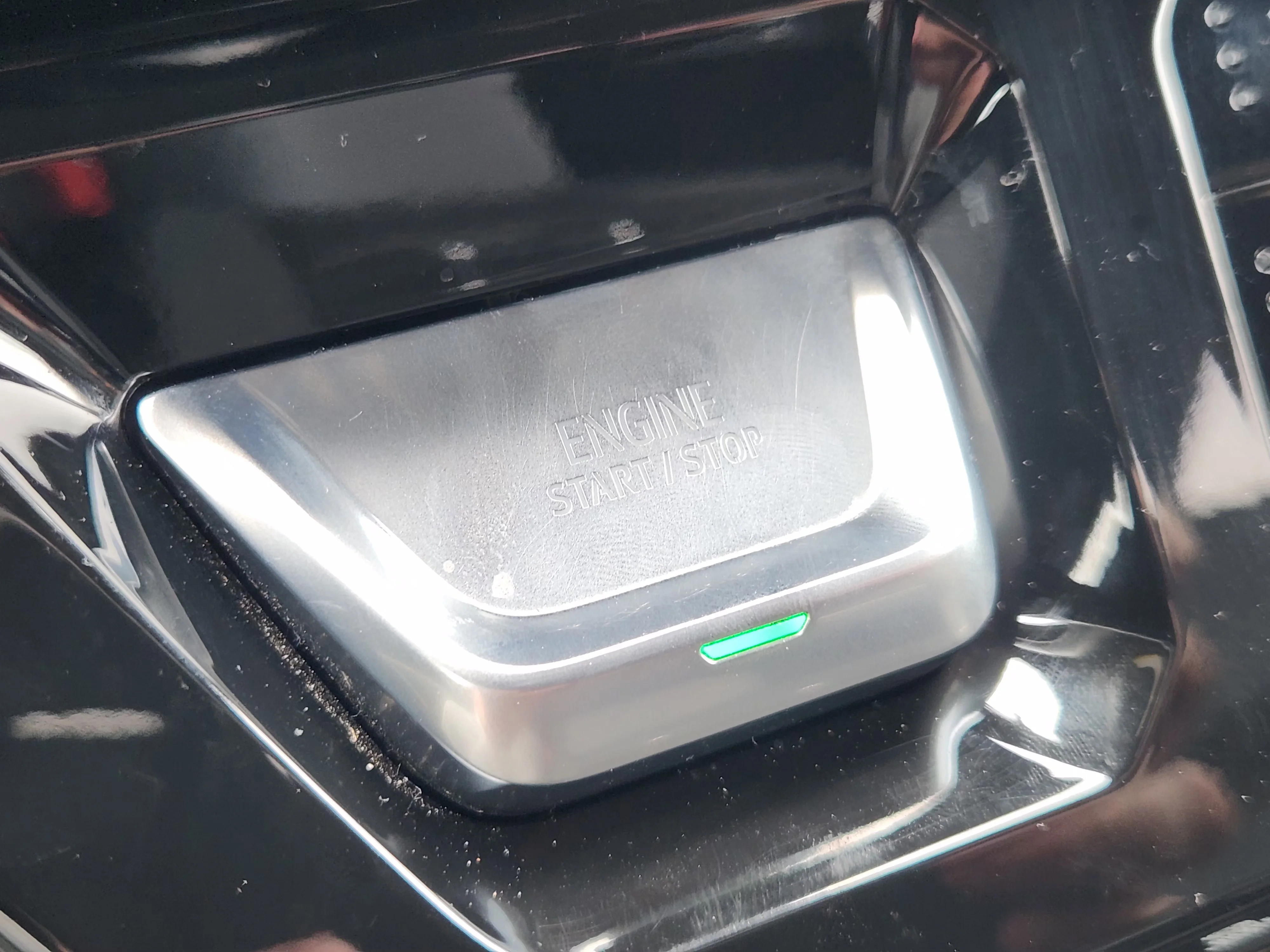 Used 2026 Titanium Rush Metallic GMC AT4 image 22
