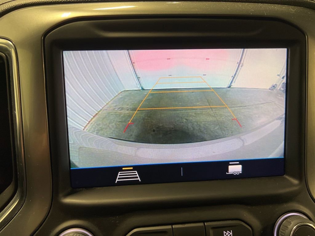 2022 Chevrolet Silverado 1500 LT - Photo 18