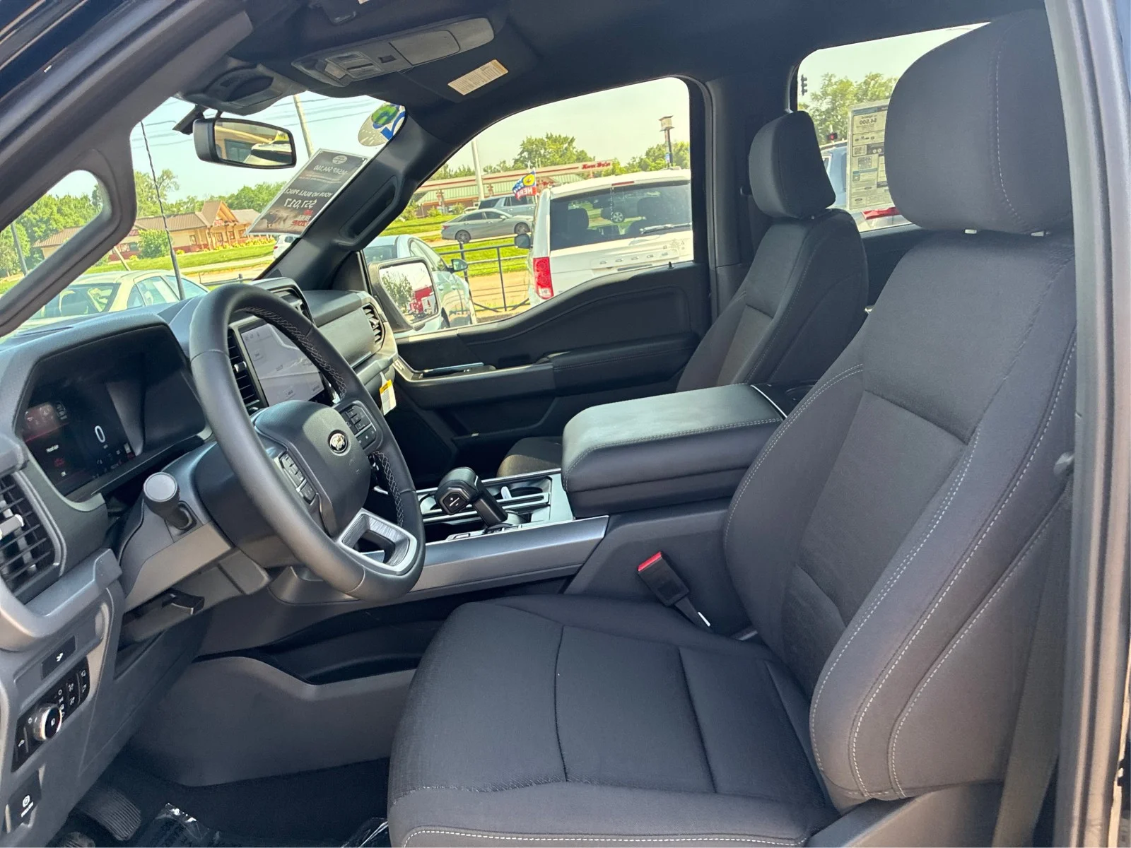 New 2026 Agate Black Metallic Ford XLT image 7