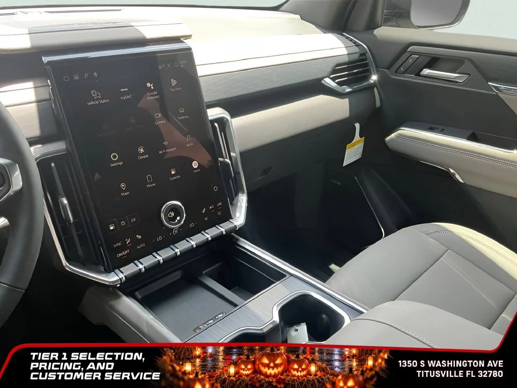 New 2026 Sterling Metallic GMC Elevation image 46