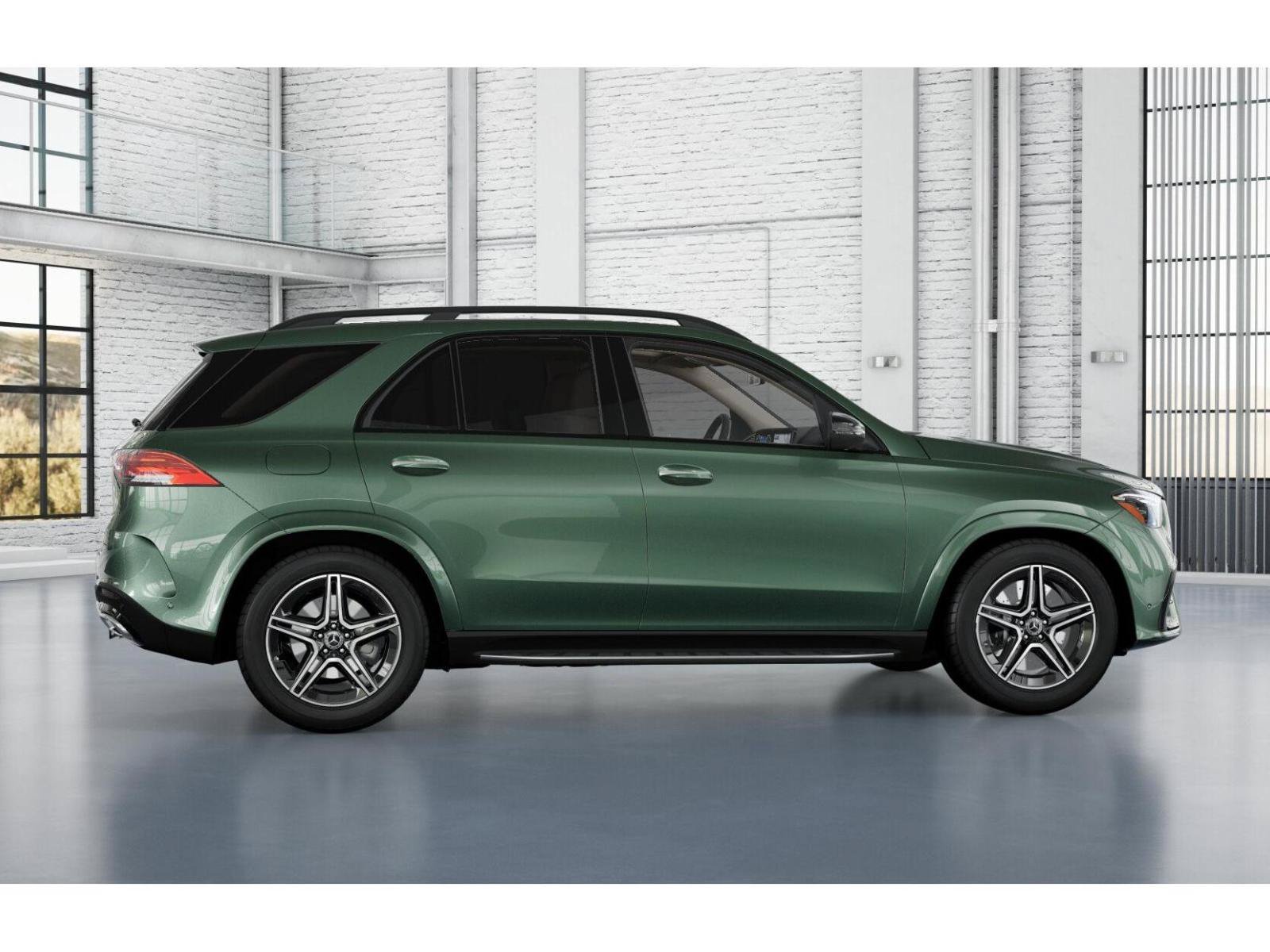 New 2026 MANUFAKTUR Ireland Mid Green Metallic Mercedes-Benz GLE 450 image 59