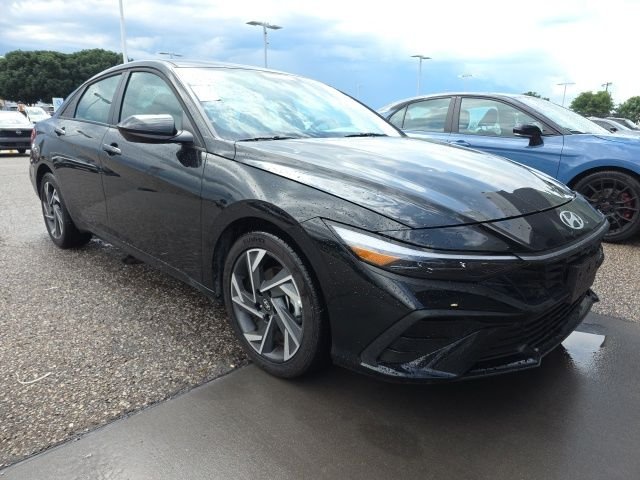 2025 Hyundai Elantra 2.0 SEL Sport IVT's photo