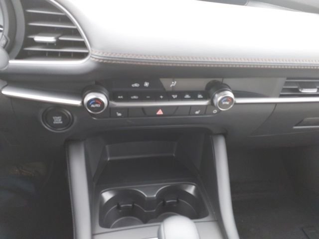 New 2026 Snowflake White Pearl Mazda 2.5 S Preferred image 17