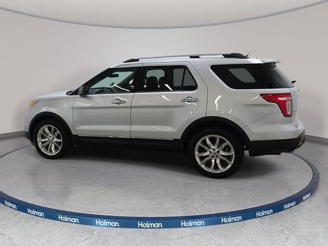 Used 2011 Silver Ford Limited image 8