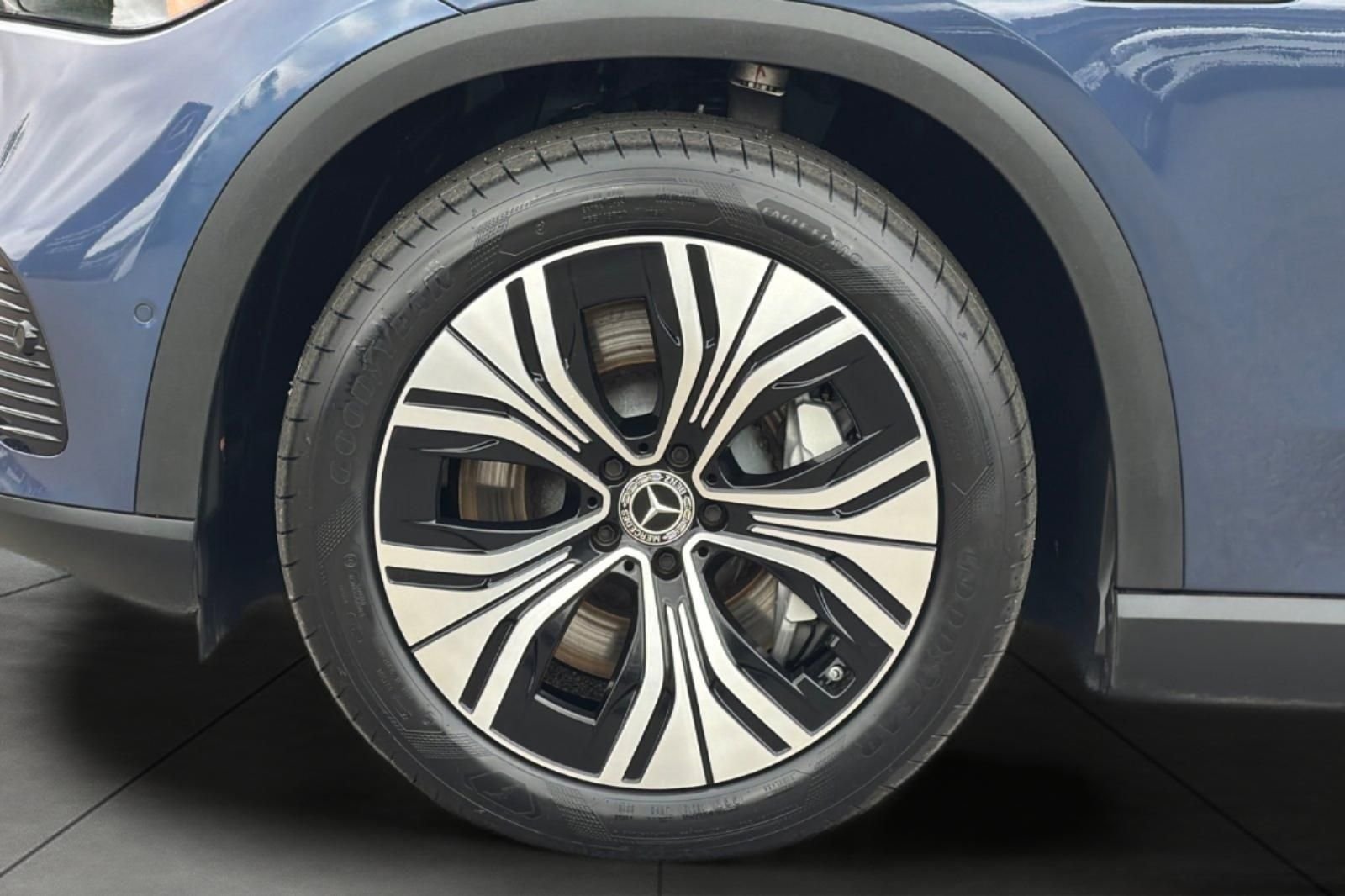 Used 2023 Blue Mercedes-Benz 350+ SUV image 5