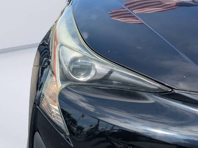 Used 2018 Black Toyota Three image 9