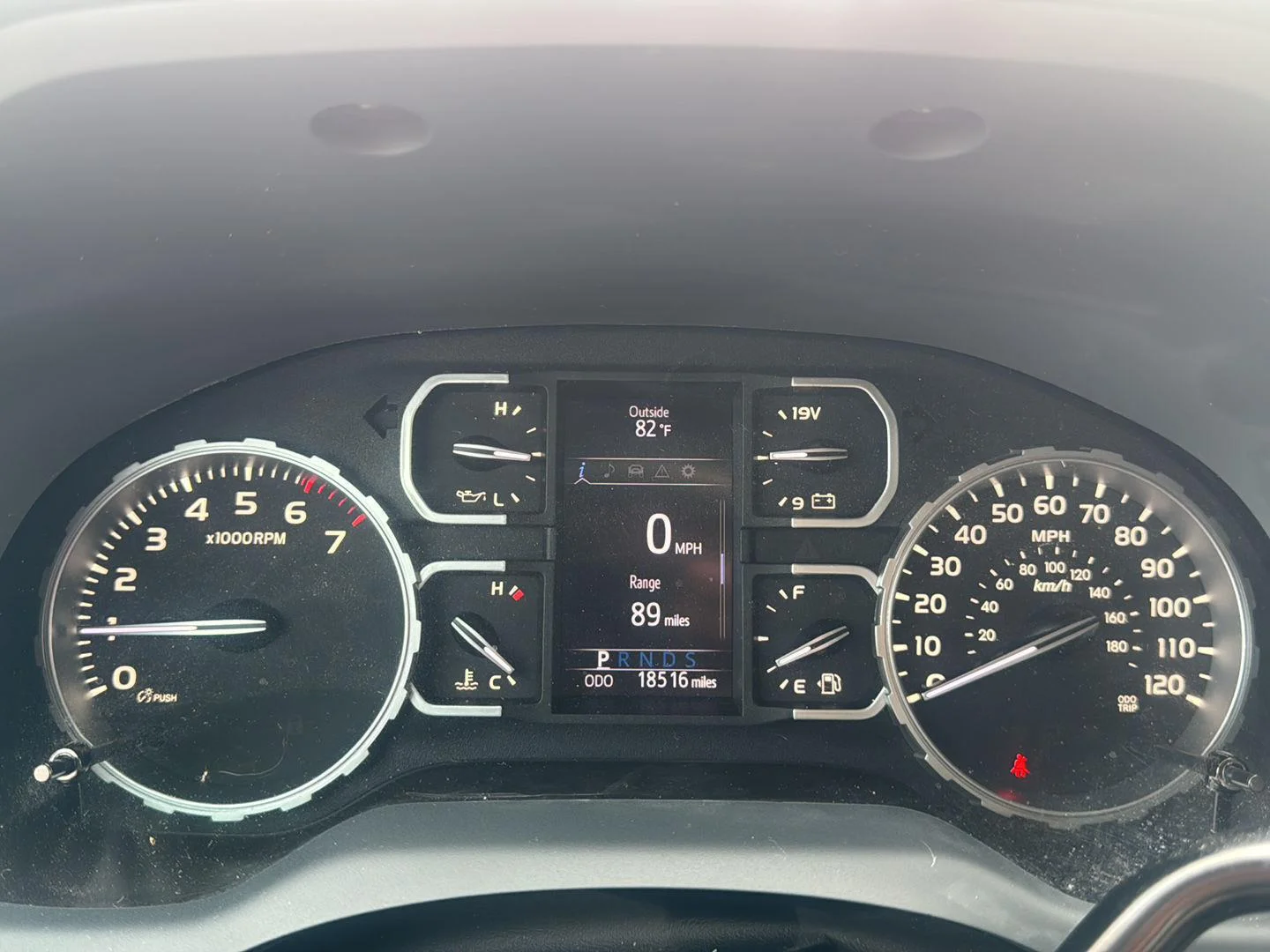 Used 2020 Midnight Black Metallic Toyota SR5 image 8