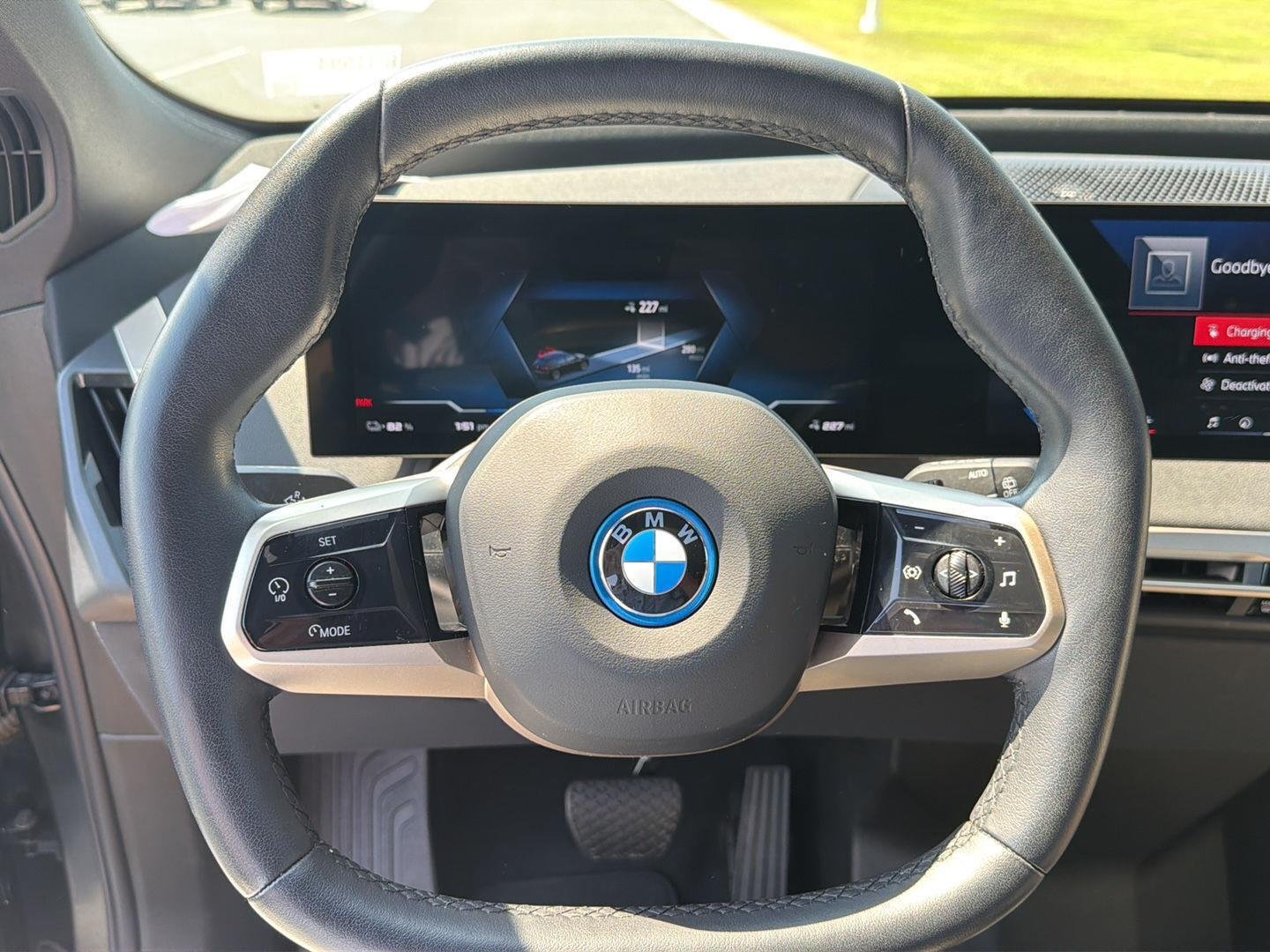 Used 2024 Black Sapphire Metallic BMW M60 image 20