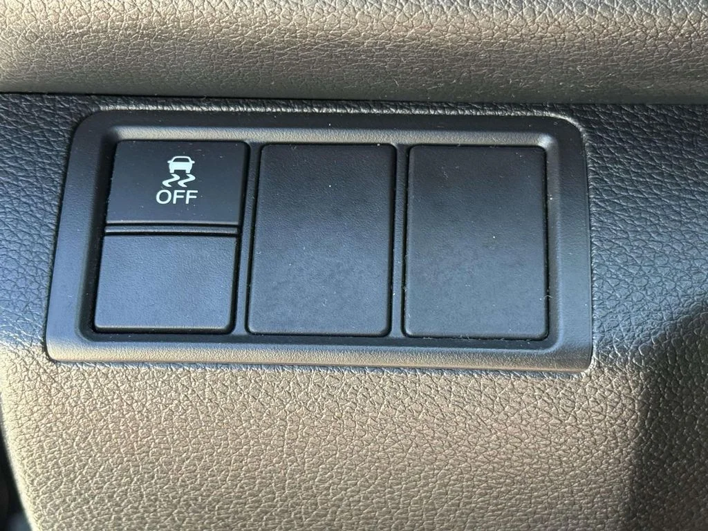 Used 2018 Black Honda EX-L image 31