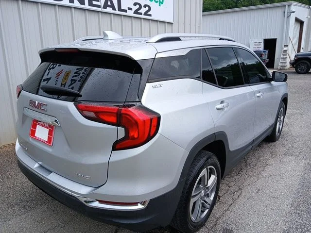 Used 2020 Silver GMC SLT image 3