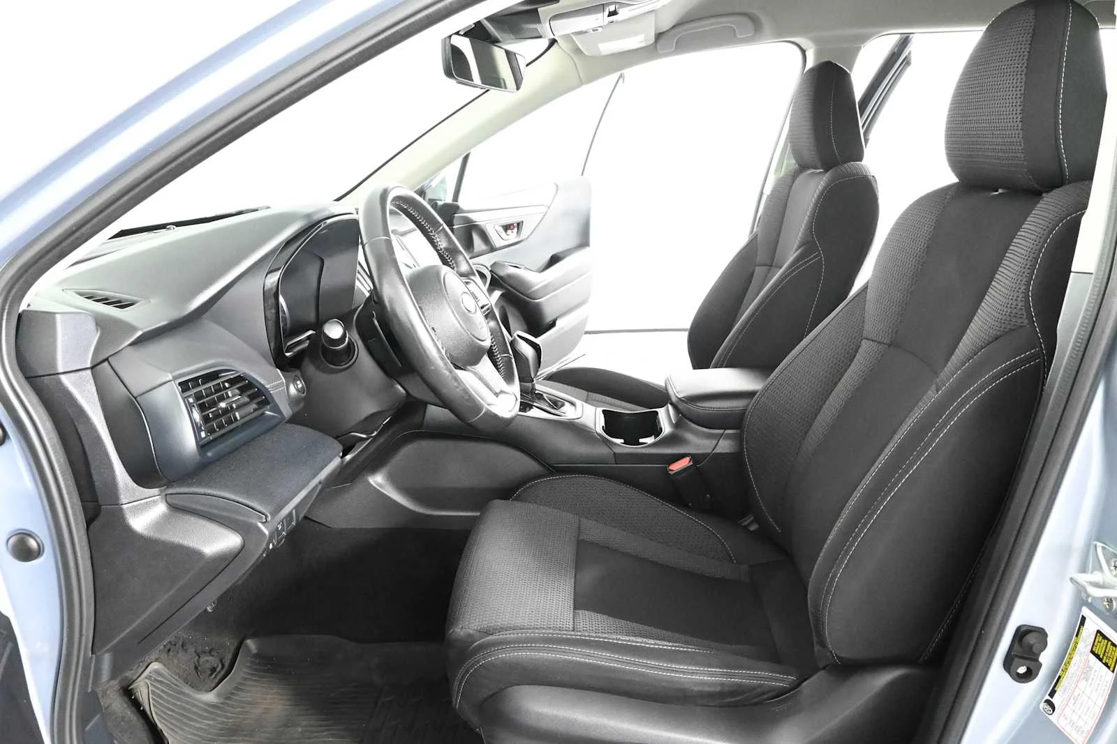 Used 2023 Ice Silver Metallic Subaru Premium image 19