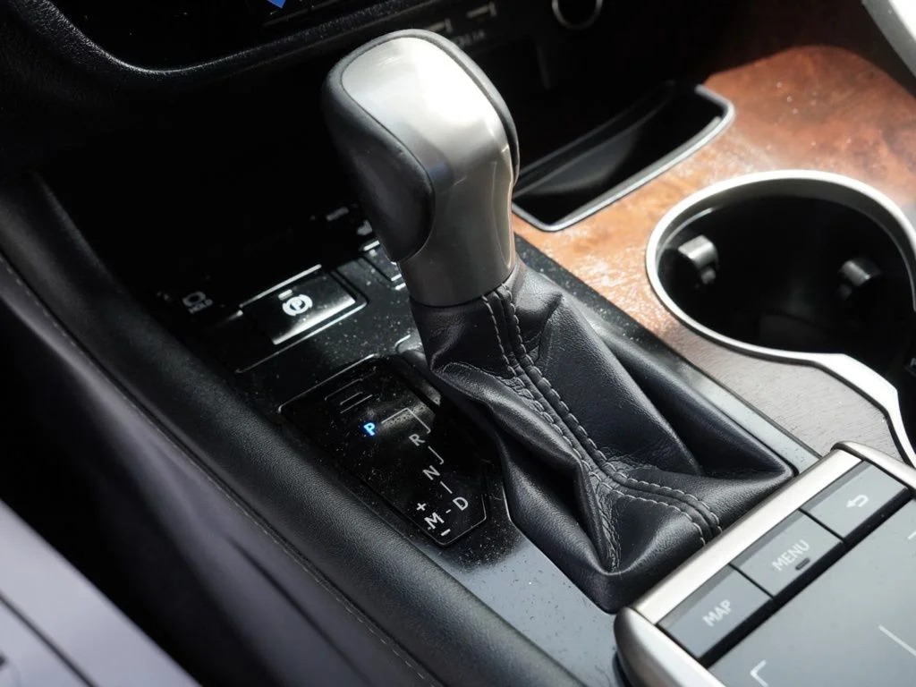 Certified Used 2020 White Lexus 350L image 17