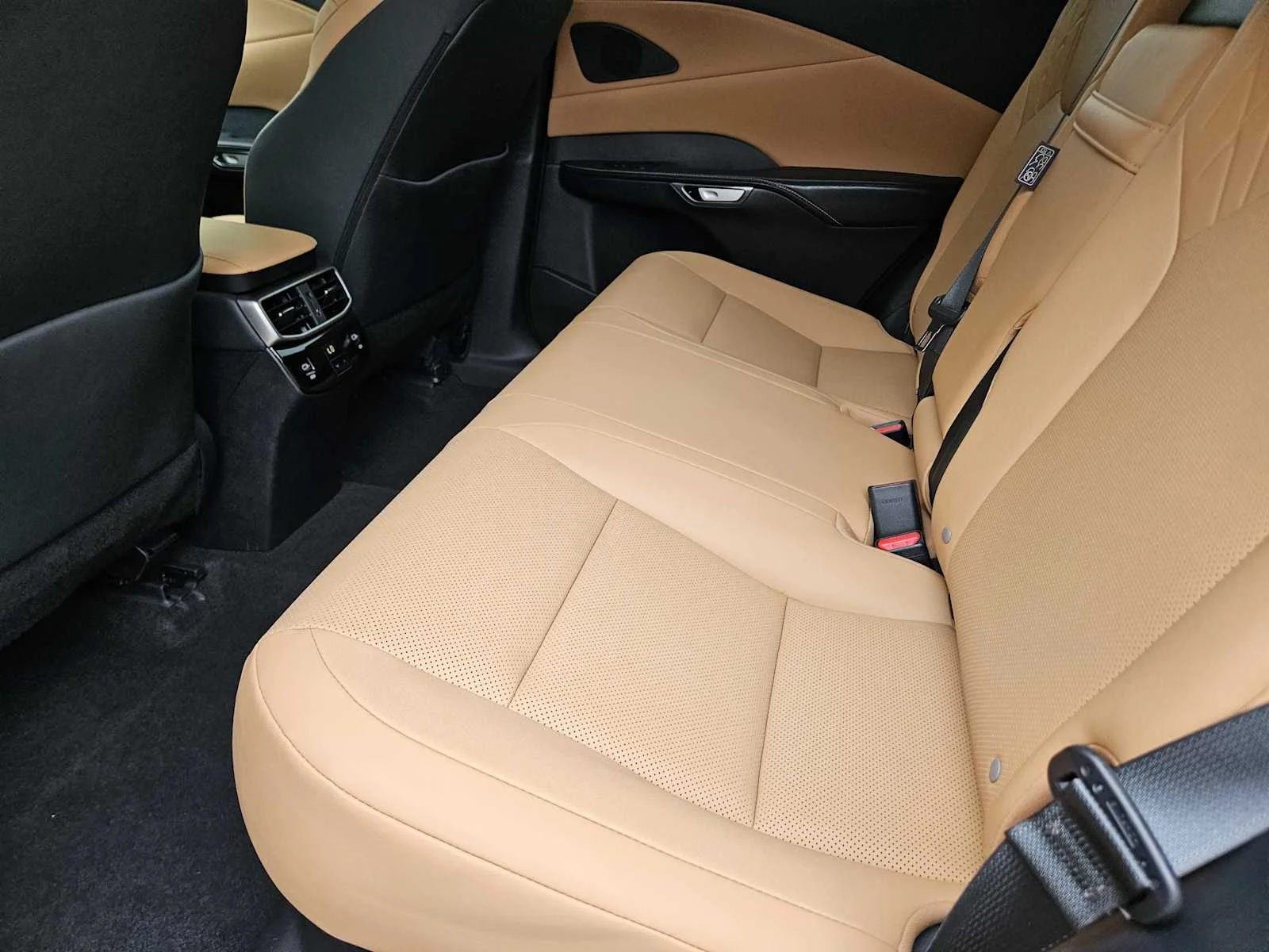 Used 2025 Nightfall Mica Lexus Premium image 22