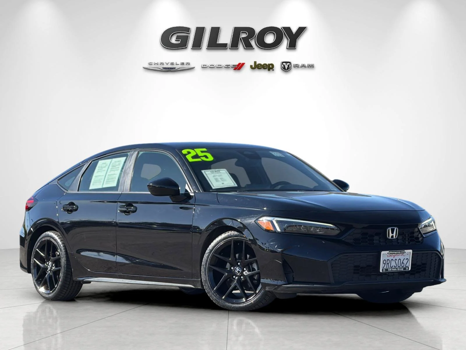 Used 2025  Honda Sport image 2