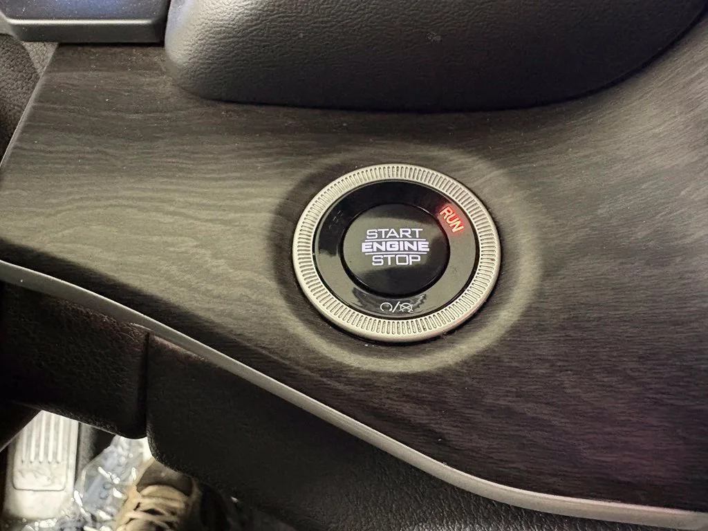 Used 2024 White Jeep 4xe image 29