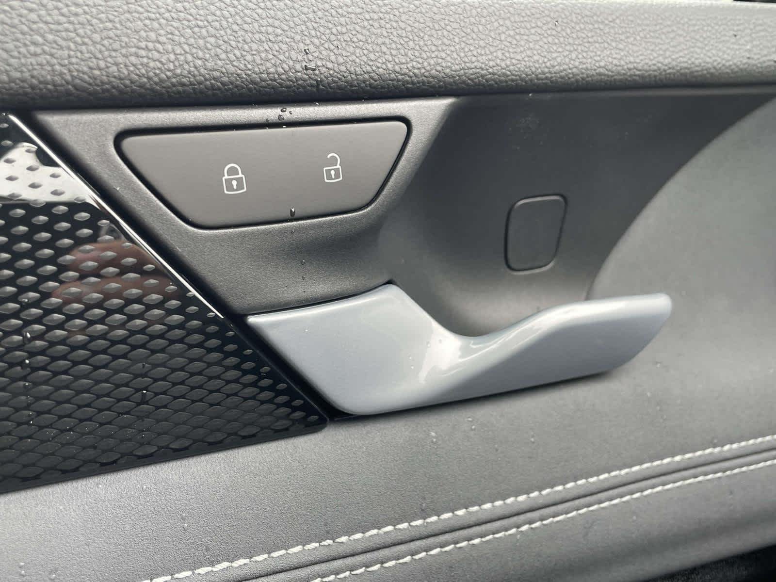 New 2026 Platinum Gray Metallic Volkswagen SE R-Line Black image 31