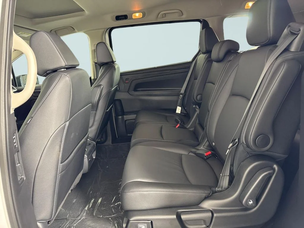 2026 Honda Odyssey EX-L - Photo 13