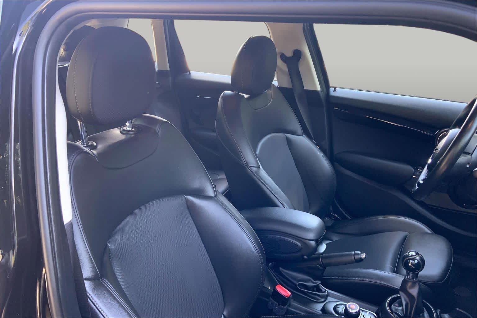 Used 2021 Midnight Black Metallic MINI Cooper S image 7
