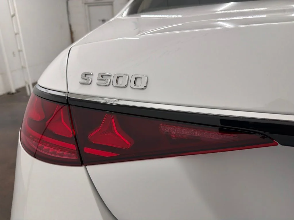 New 2027 White Mercedes-Benz S 500 image 11