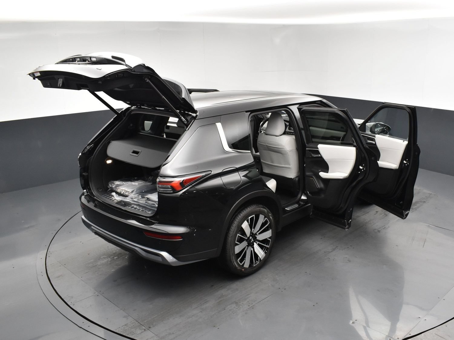 New 2026 Black Diamond Mitsubishi SE 1.5T 2WD image 26