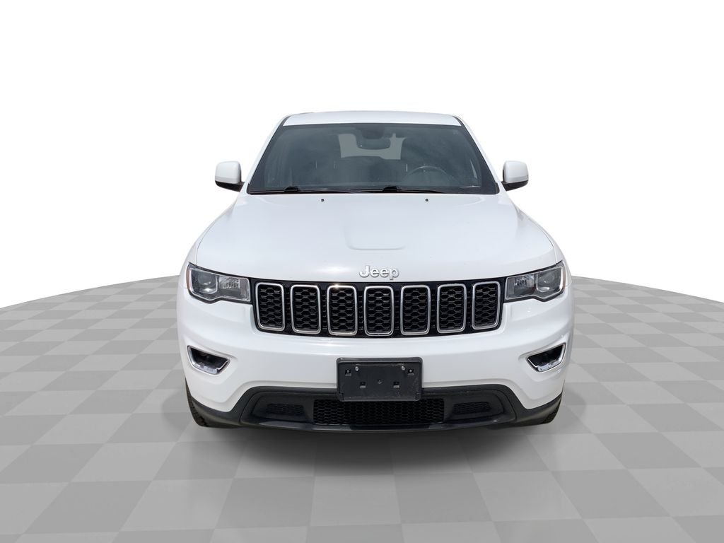 Used 2020 White Jeep Laredo E image 2