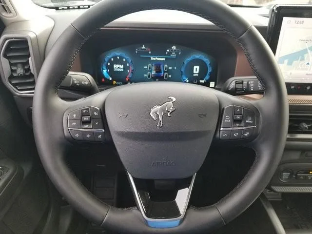 New 2025 Shadow Black Ford Outer Banks® image 24