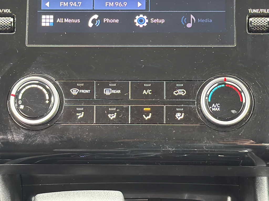 Used 2024 Red Hyundai SE image 16
