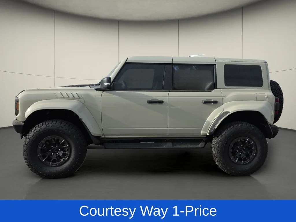 Used 2025 Beige Ford Raptor image 5