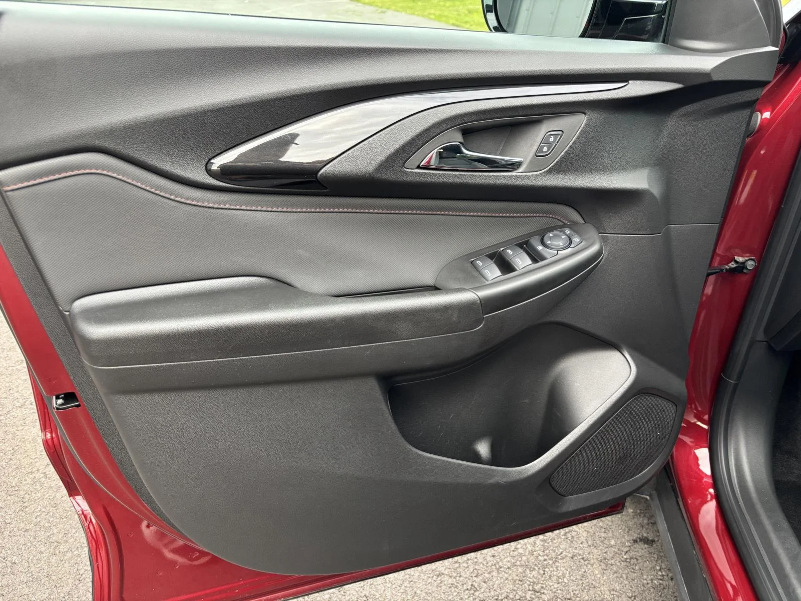 Used 2023 CRIMSON METALLIC Chevrolet RS image 15