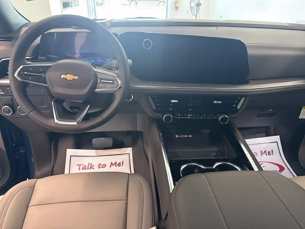 New 2027 Lakeshore Blue Metallic Chevrolet LT image 17