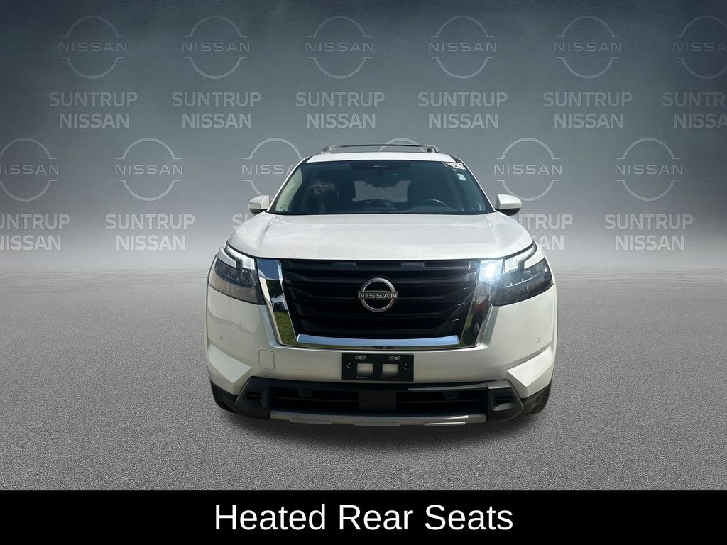 Used 2025 White Nissan SL image 11