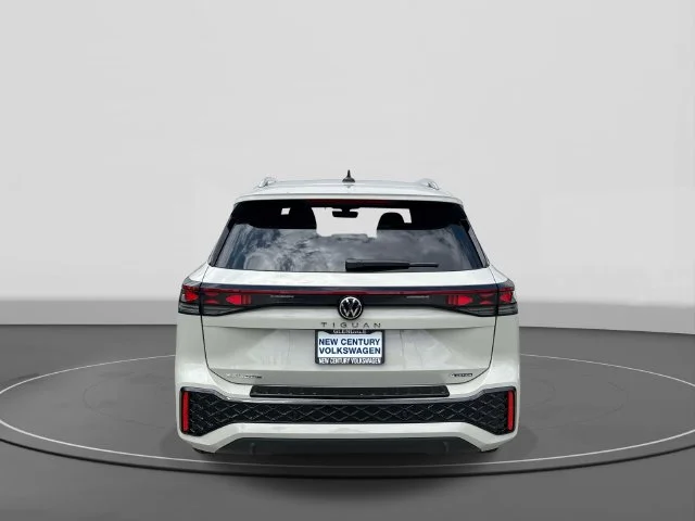 2026 Volkswagen Tiguan photo 4