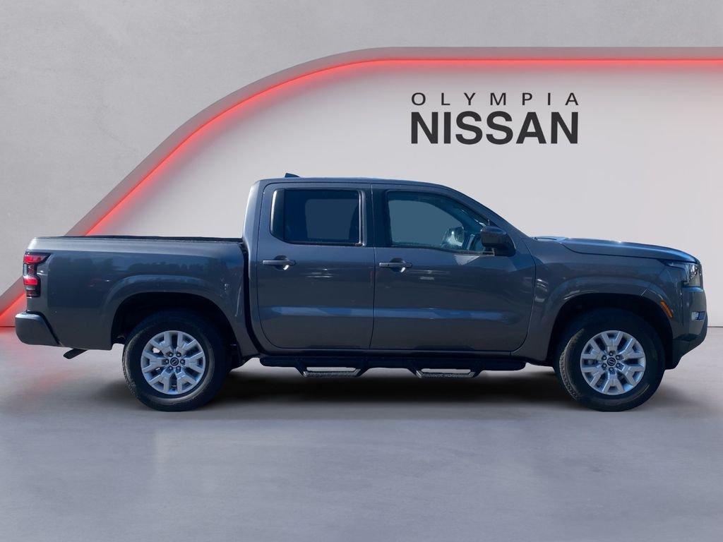 Used 2022 Gray Nissan SV image 7
