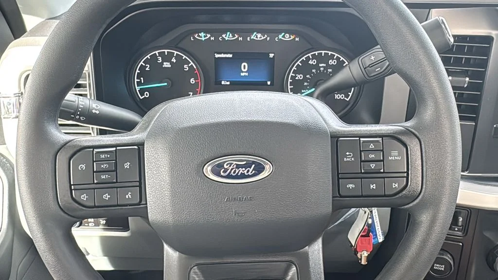 New 2026 Oxford White Ford F-250® XL image 10