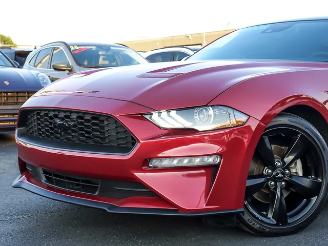 2022 Ford Mustang EcoBoost Premium